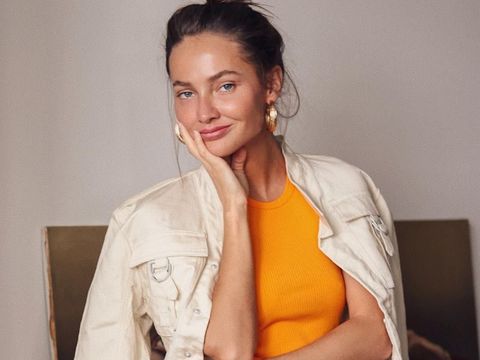 Selebgram Seksi Ini Jadi Kontroversi, Hadir di Parade Hari Kemenangan Rusia