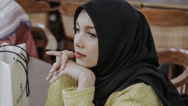 Kisah 7 Desainer Busana Muslim: Muda, Cantik