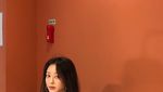 Ini Dia Si Cantik Han Ye Seul Big Issue yang Doyan Ngopi dan Ngemil