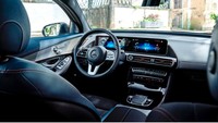 Mobil yang memiliki banderol yang tidak murah itu menawarkan berbagai ketangguhan. Foto: dok. Mercedes-Benz