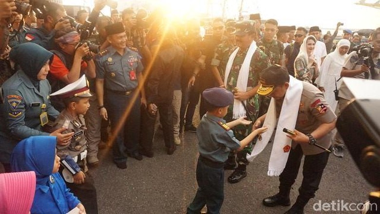 Safari Ramadhan ke Koarmada Surabaya, Panglima TNI Bicara Polarisasi Bangsa Safari Ramadhan ke Koarmada Surabaya, Panglima TNI Bicara Polarisasi Bangsa