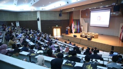 Deputi Kemenpora Dorong Tumbuhnya Interpreuner Muda