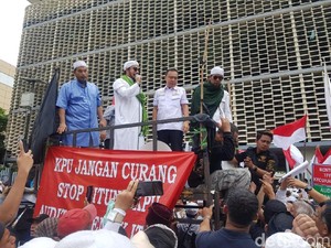 Orasi di Bawaslu, BPN: Pesan Pak Prabowo Kita Tetap di Koridor Hukum