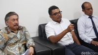 Bahkan, kata Gayus, peringatan AM Hendropriyono sesungguhnya menggambarkan rasa keprihatinannya terhadap ulah beberapa orang yang kebetulan keturunan Arab, yang tidak sesuai dengan penilaian dan penghargaan yang umum diberikan masyarakat Indonesia terhadap keturunan Arab. 