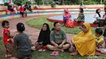 Warga Tumpah Ruah di Pasar Murah Penjaringan