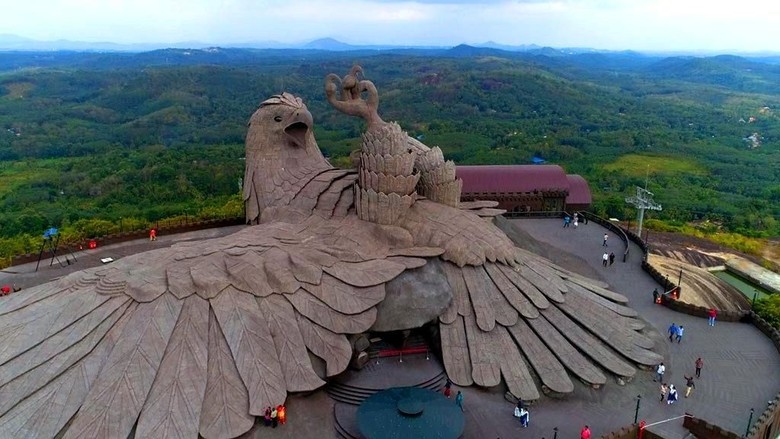 Patung Burung Terbesar di Dunia, Ada di India