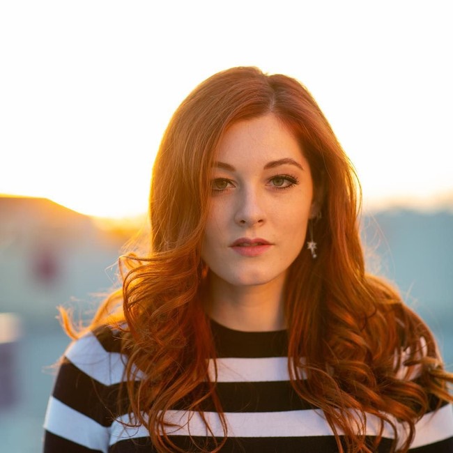 Penghargaan di bidang musik pernah diraihnya. Mandy memenangkan International Young Soloist Award yang digelar VSA (Kennedy Center) pada 2011. Foto: Instagram/@mandyharvey