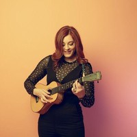 Kisah inspiratif Mandy Harvey tampaknya patut kamu jadikan panutan. Meskipun tak bisa mendengar, musisi 31 tahun ini tetap berkarya di industri musik. Foto: Instagram/@mandyharvey