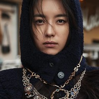 Han Hyo Joo juga kerap didapuk sebagai model majalah fashion Korea ternama. Beberapa di antaranya Elle, Vogue dan Harpers Bazaar. Foto: Instagram/Han Hyo Joo