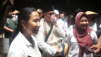 Tempat-tempat seperti ini harus terus kita dorong agar dikenal oleh seluruh masyarakat Indonesia, kata Menteri Rini. (Arbi Anugrah/detikcom)