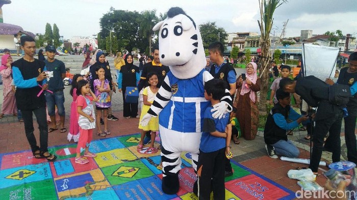 Ngabuburit di Alun-Alun Ciamis