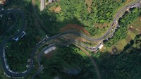 Sejumlah kendaraan nampak melintasi Lingkar Gentong di Kabupaten Tasikmalaya, Jawa Barat, yang telah siap dilalui oleh pemudik.