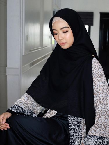 Kesabaran Lindswell Kwok Hadapi Tuduhan 'Anak Durhaka' dari Netizen