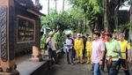 Anies Cek Perbaikan di Pura Cilincing, Ingin Warga Ibadah Lancar