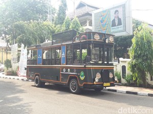 Naik Bus Sakoci di Cimahi Bisa Dibayar Menggunakan Sampah