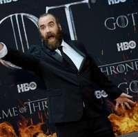 Sekilas Rory McCann memang punya tampilan fisik yang sepertinya kuat melakukan berbagai aktivitas fisik. Ternyata aktor asal Skotlandia tersebut pernah menjadi tukang kayu. Foto: Getty Images