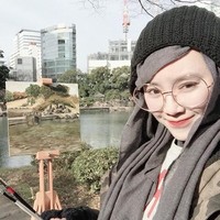 Tidak ada rasa penyesalan sedikitpun. Rasanya seperti terlahir kembali. Aku merasa benar-benar hidup sebagai manusia karena kini aku punya Allah tempat aku bersandar dan aku sangat bahagia, tulisnya. Foto: Instagram