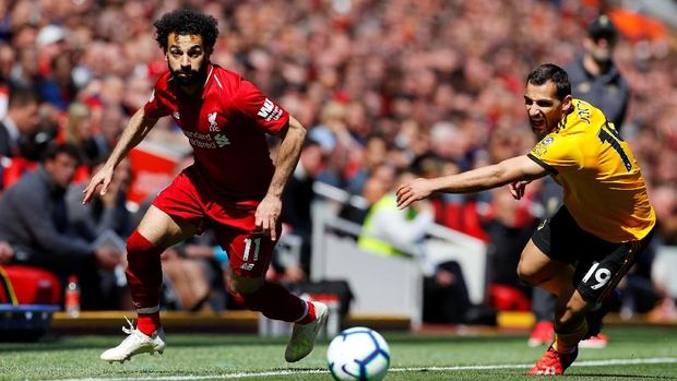 Liverpool menekan pertahanan Wolverhampton sejak awal pertandingan.