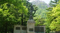 Monumen untuk mengenang Perang Korea terdapat di Gunung Seorak yang berada di Kota Sokcho (Afif Farhan/detikTravel)