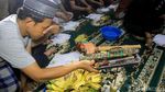 Foto: Ritual Cuci Pusaka Saat Ramadhan di Maros