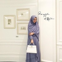 Seperti yang dikutip dari berbagai sumber, hati wanita kelahiran 3 Juli 1986 itu tersentuh dan memutuskan masuk Islam setelah mendapat hidayah lewat casting iklan produk hijab. Pengalaman pertamanya menggunakan busana muslim dan kerudung mengacaukan perasaan Felixia. Foto: Instagram