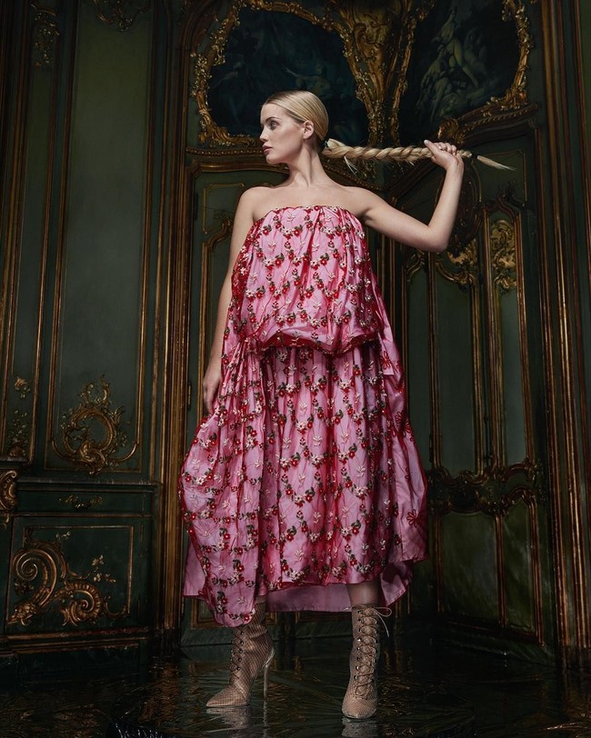 Maka tidak heran jika dia menjadi salah satu bangsawan paling diminati di Inggris. Foto: Instagram/@kittyspencer