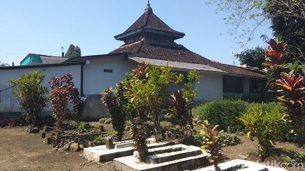 Tak Diketahui Kapan Dibangun, Masjid Kuno ini Disebut Masjid Tiban