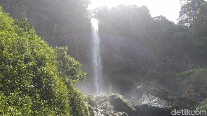 Ngabuburit Asyik Sambil Main Air di Curug Muncar Purworejo