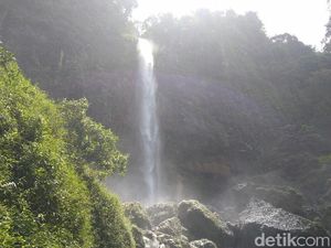 Ngabuburit Asyik Sambil Main Air di Curug Muncar Purworejo