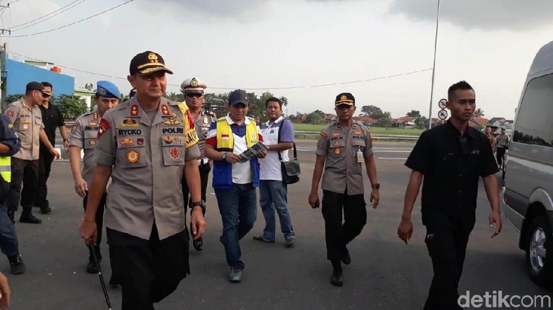 Kapolda Jateng: Penerapan One Way akan Muncul Trouble Spot Baru Kapolda Jateng: Penerapan One Way akan Muncul Trouble Spot Baru