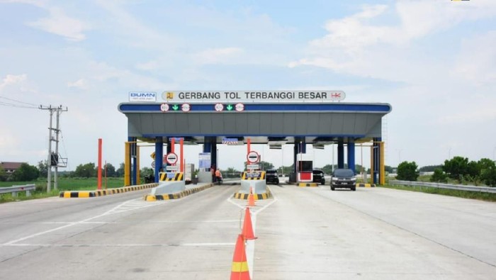 Mulus! Ini Penampakan Tol Terbanggi Besar-Palembang yang Bisa Dipakai Mudik alan Tol Terbanggi Besar hingga ke Palembang akan dibuka fungsional untuk mudik Lebaran 2019.