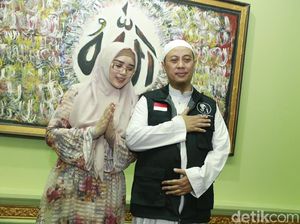 Diamanahkan Rambut Nabi, Opick dan Bebi Silvana Tak Ingin Takabur