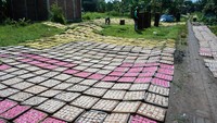 Peningkatan menjadi 1,2 ton per hari dari sebelumnya satu ton per hari. ANTARA FOTO/Harviyan Perdana Putra.