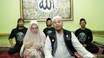 Istri Dampingi Opick saat Jelaskan soal Heboh Rambut Nabi Muhammad SAW
