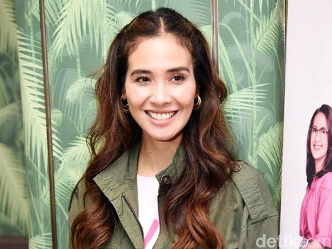 Perdana Main Bareng, Reza Rahadian dan Marsha Timothy Saling Puji