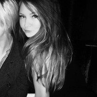 Banyak orang yang mencoba untuk menceritakan narasi tentang diriku. Aku memutuskan untuk melakukannya sendiri, tambah Anna.Foto: Instagram @theannadelvey