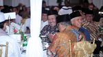 Momen Jokowi Buka Puasa Bersama di Rumah Bamsoet