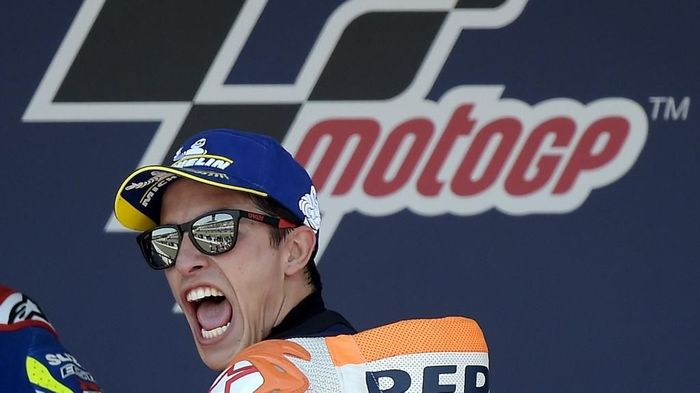 Marc Marquez tak memikirkan rekor-rekor, melainkan fokus meraih gelar juara dunia setiap musimnya. (Foto: Jorge Guerrero / AFP) Marc Marquez tak memikirkan rekor-rekor, melainkan fokus meraih gelar juara dunia setiap musimnya. (Foto: Jorge Guerrero / AFP)
