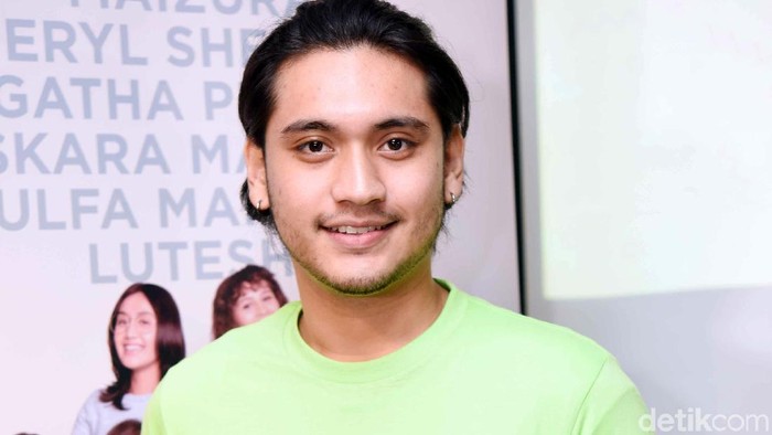 Warnai Rambut, Pakai Anting & Sejumlah Kenakalan Giorgino Abraham di Sekolah