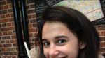 Cantiknya Naomi Scott, Pemeran Putri Jasmine di Aladdin Saat Ngopi
