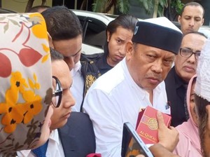 Bawa Alquran, Eggi Sudjana Penuhi Panggilan Sebagai Tersangka Makar