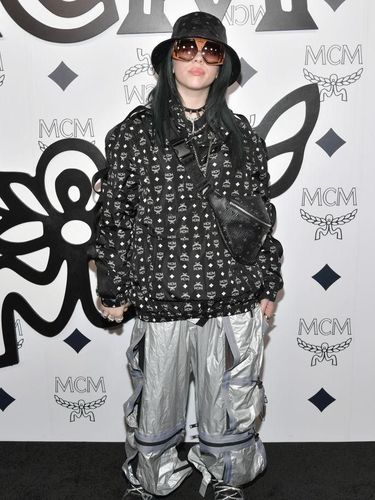 Curhat Billie Eilish Setelah Terkenal: Nggak Ada Teman yang Bisa Dipercaya