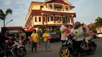 Potret Toleransi Antar Umat Beragama di Bulan Ramadhan Bikin Adem Potret Toleransi Antar Umat Beragama di Bulan Ramadhan Bikin Adem