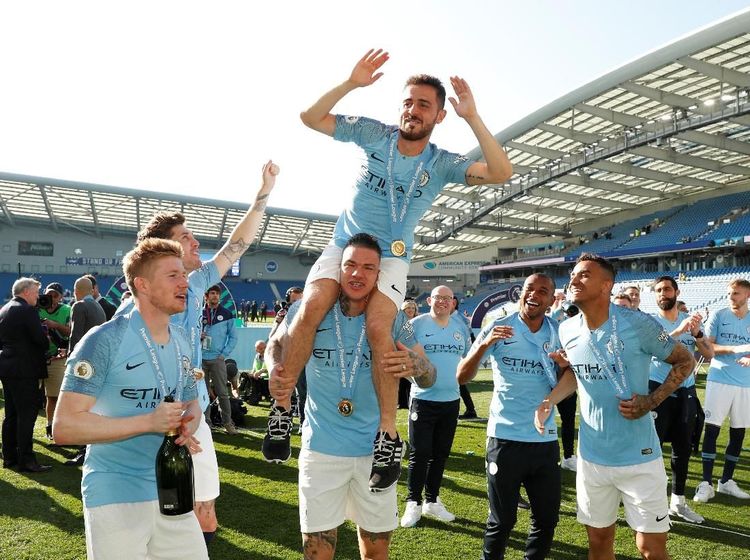 Meriahnya Pesta Juara Manchester City
