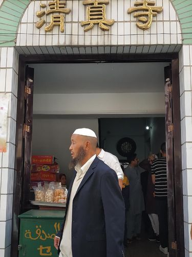 Nuansa Ramadhan di Masjid Qiyijie Kota Wuhan, China