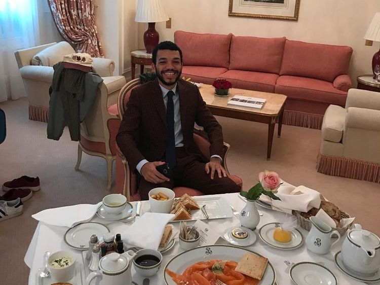 Aktor Detective Pikachu, Justice Smith Pamer Momen Kulineran Ini