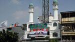Spanduk Kemenangan Prabowo-Sandiaga Bertebaran di Jakarta