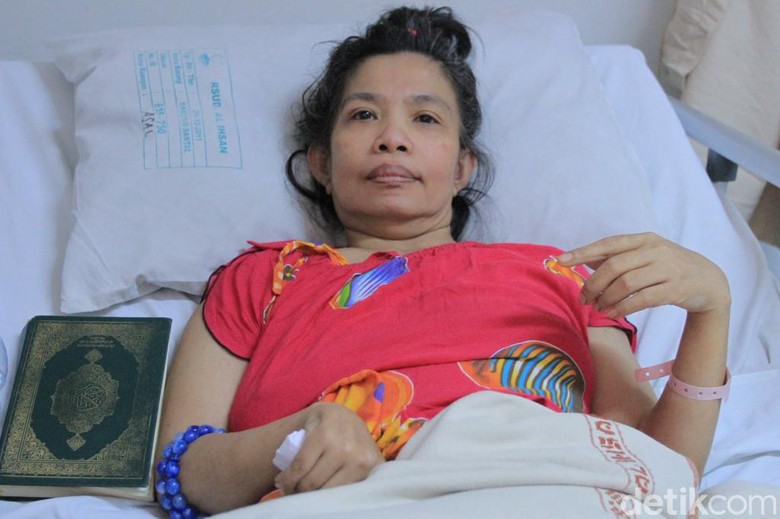Keluarga Aminah TKW Tanpa Identitas Ditemukan di Cianjur Keluarga Aminah TKW Tanpa Identitas Ditemukan di Cianjur