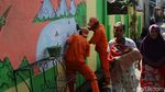 Mural di Tambora Bikin Kawasan Padat Ini Jadi Hijau dan Cantik
