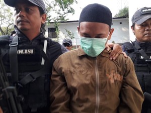Perekamnya Divonis Bebas, Pengancam Penggal Jokowi Belum Disidangkan